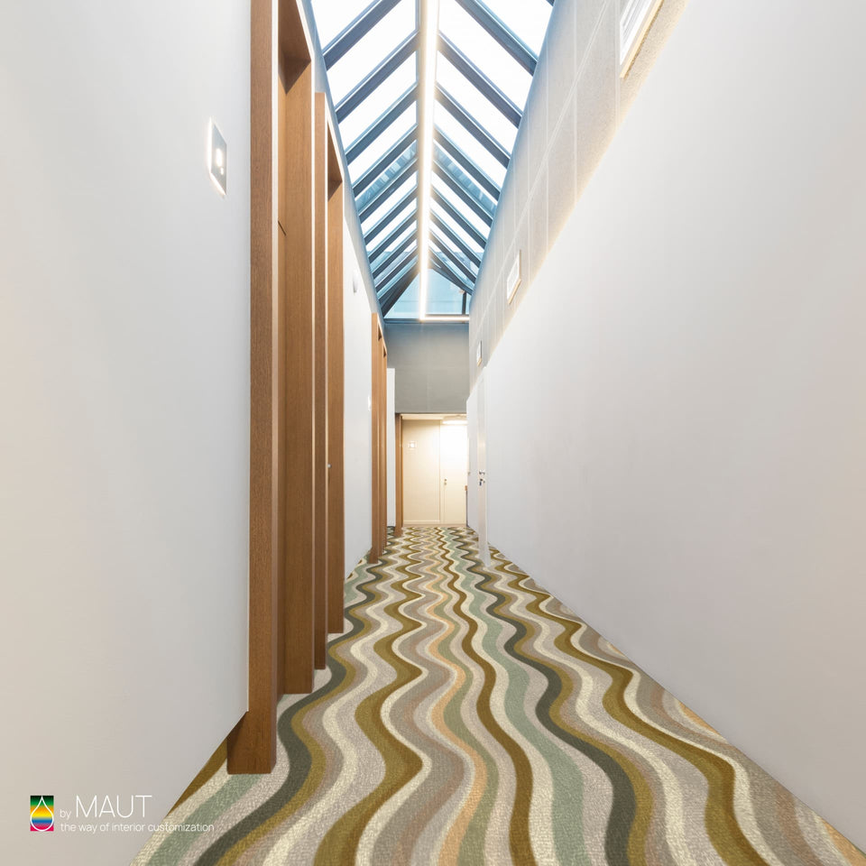 Wall to wall carpet S-LINE met golvende strepen en rustgevende uitstraling voor diverse projecten