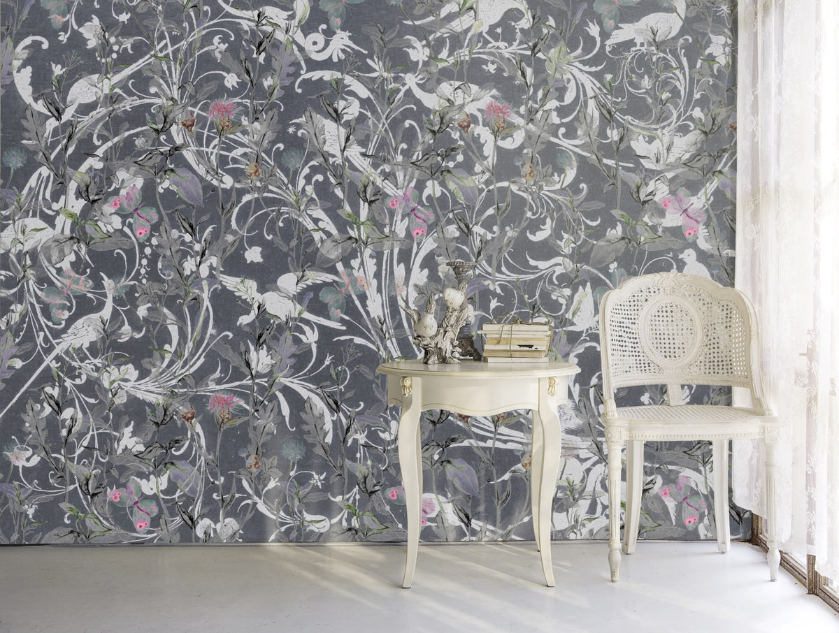 Wallpaper ANTIQUE DEFILÉ met vlinders, bladeren en historische prent van Esaias van Hulsen