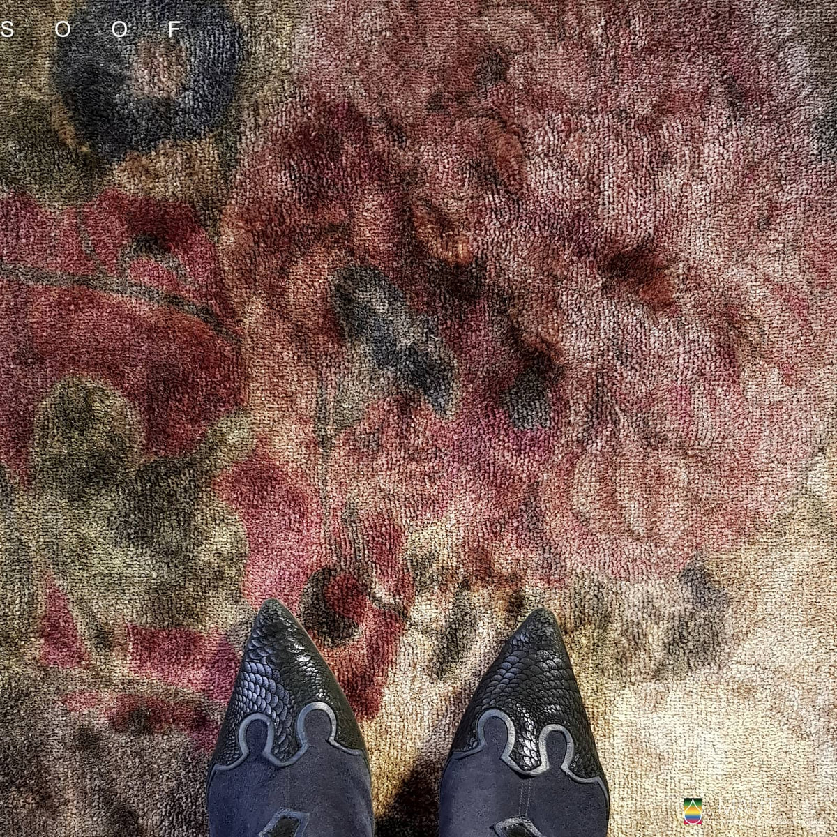 Een gevoel van grandeur geeft THE OLD GARDEN carpet aan interieurs in detail